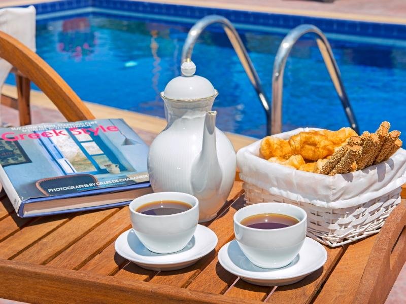 Villa Dora – Ihr luxuriöser Rückzugsort nur wenige Schritte vom Strand von Faliraki entfernt